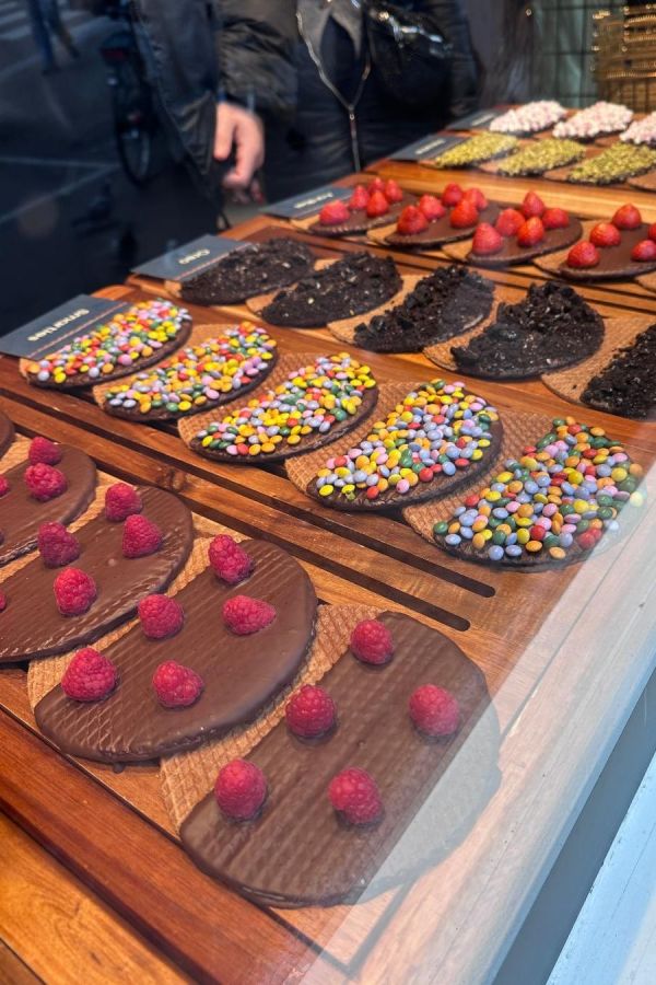 Amsterdam Food Stops Guide › Amsterdam | Holland | International Travel Guide